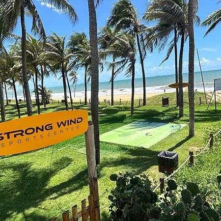 Condominio Wai Wai Pe Na Areia - Praia De Кумбуко Экстерьер фото